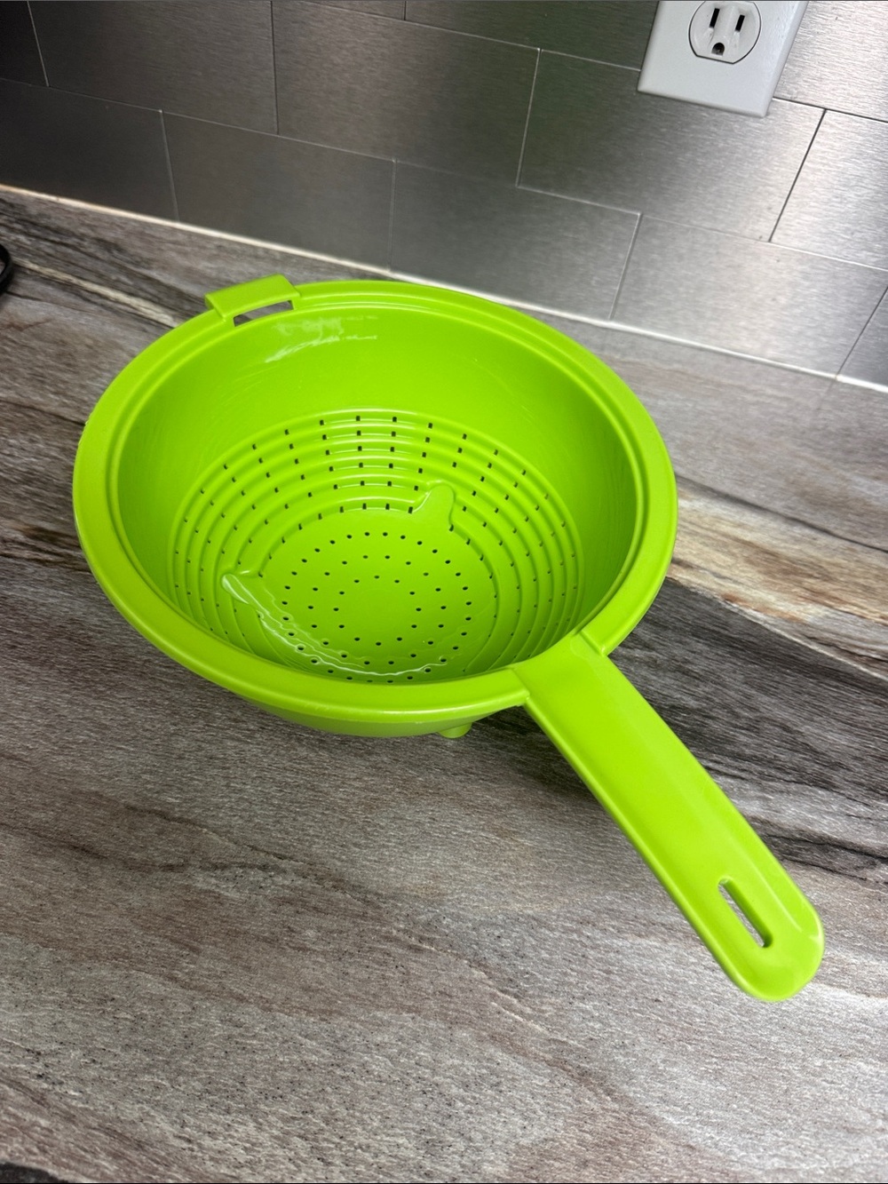Tupperware Stainer